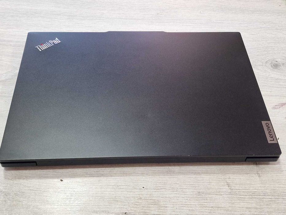 Лаптоп Lenovo ThinkPad E16 Gen 2 / Intel® Core Ultra 5