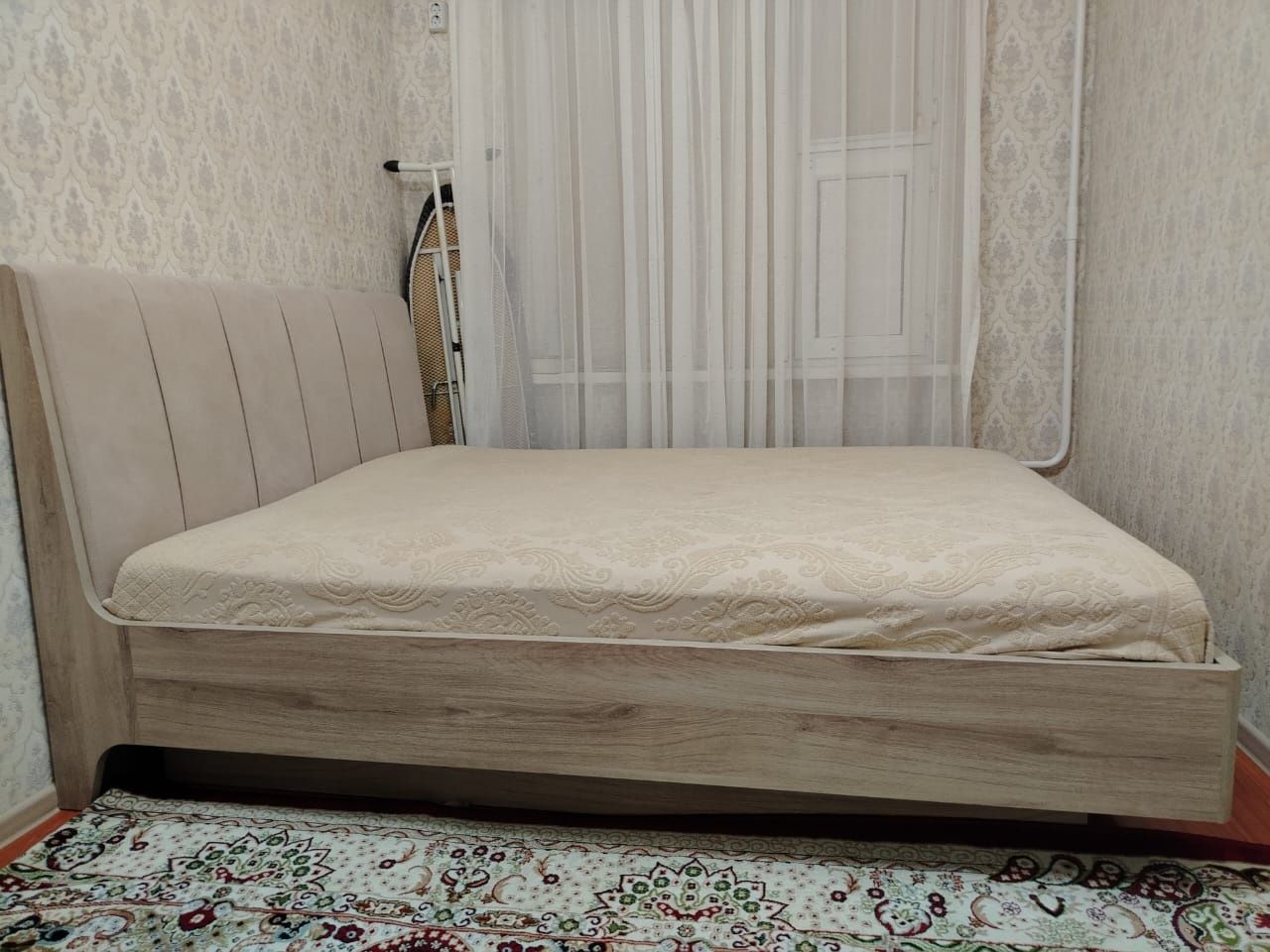 Продаю кровать в отличном состоянии