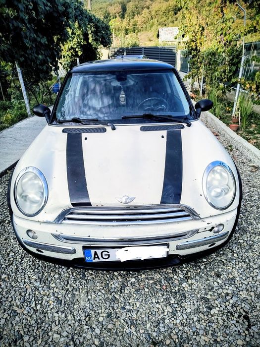 Vând Mini Cooper 1.6 benzina
