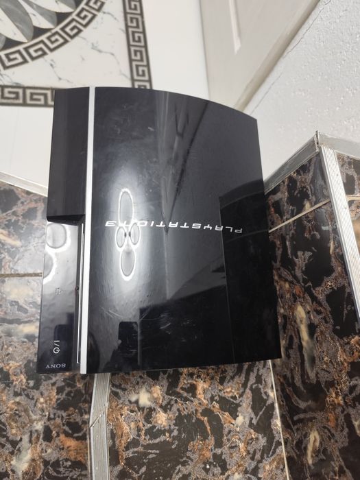 Vând playstation3