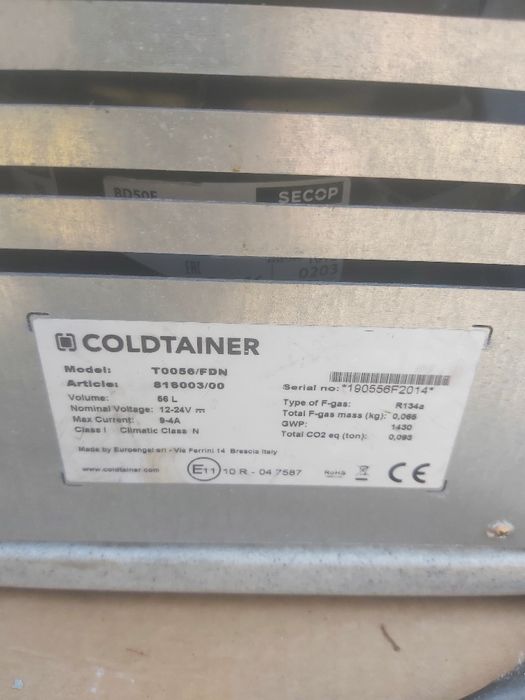 Vand frigider/congelator auto 12v