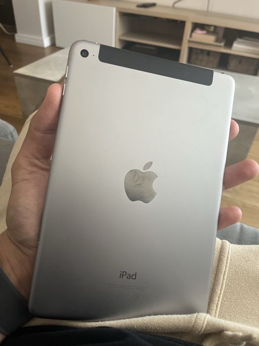 Apple Ipad mini 4