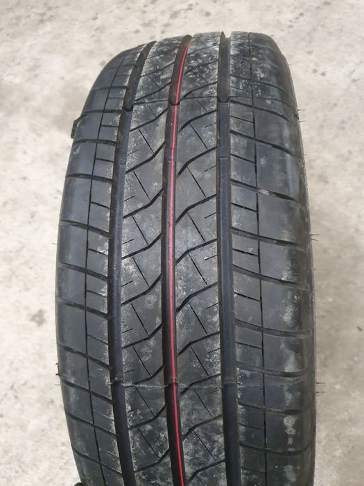 Гума за микробус 215 65 16 C Bridgestone