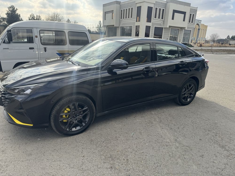 Dongfeng aeolus shine