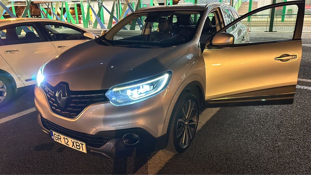 Inchiriere Auto Masini de Inchiriat  Rent a car Bucuresti Aeroport