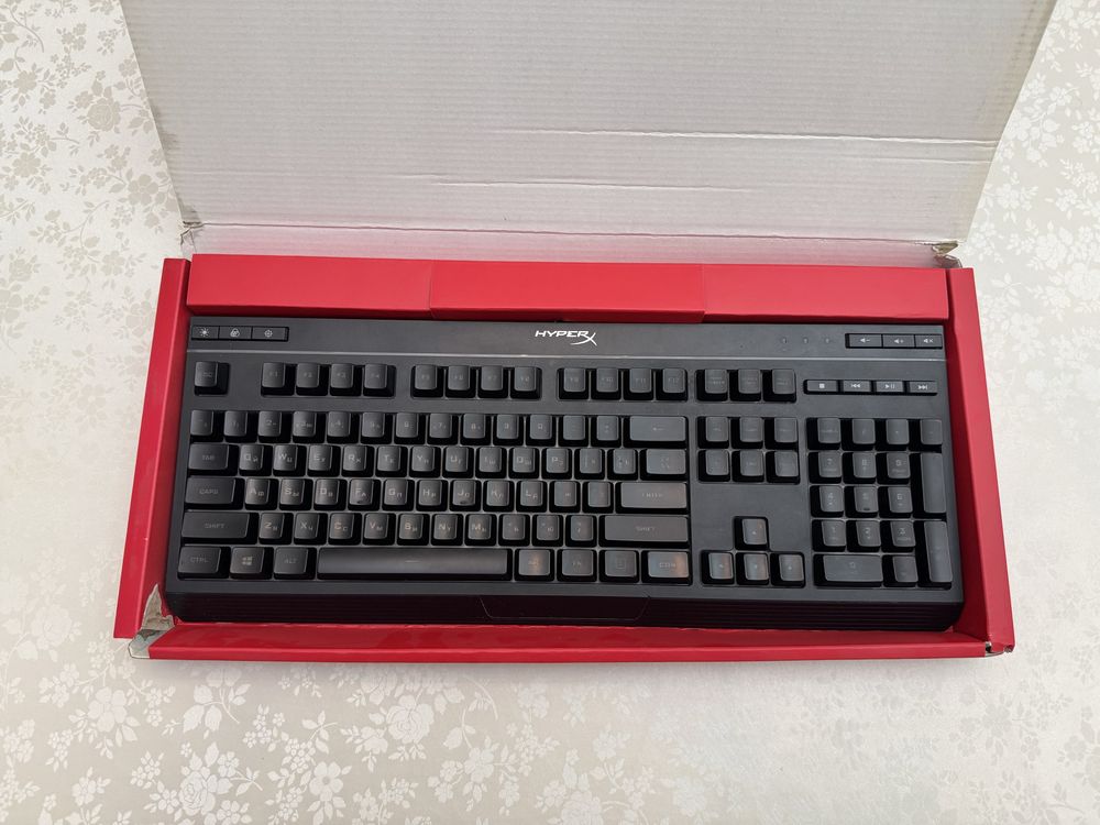 Клавиатура HyperX Alloy Core RGB