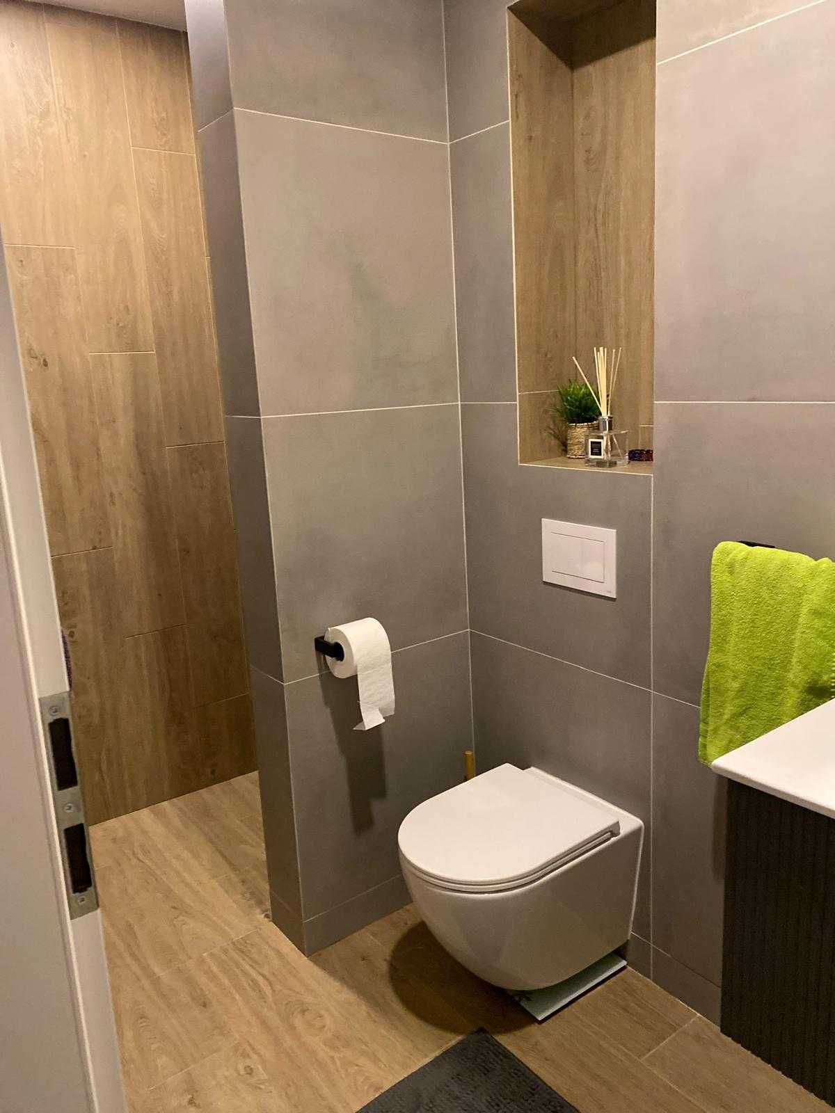 Apartament cu  3 Camere - zona Maurer Residence
