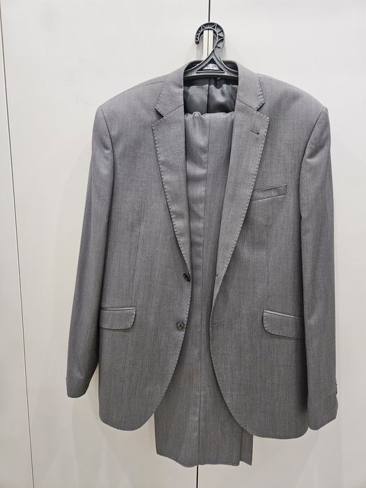 продам мужской костюм