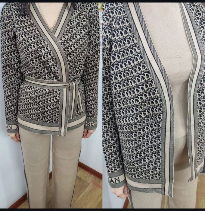 Продам трикотажный костюм