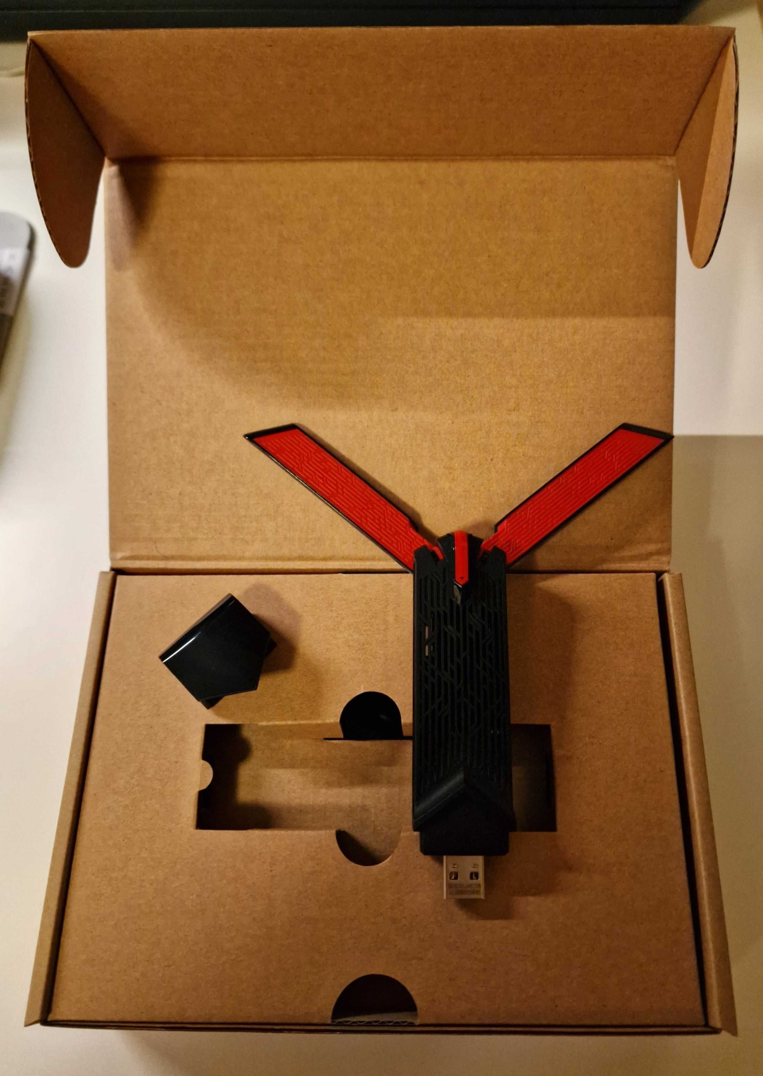 Продава се Адаптер ASUS AC68 AC1900 - USB-AC68 110lev