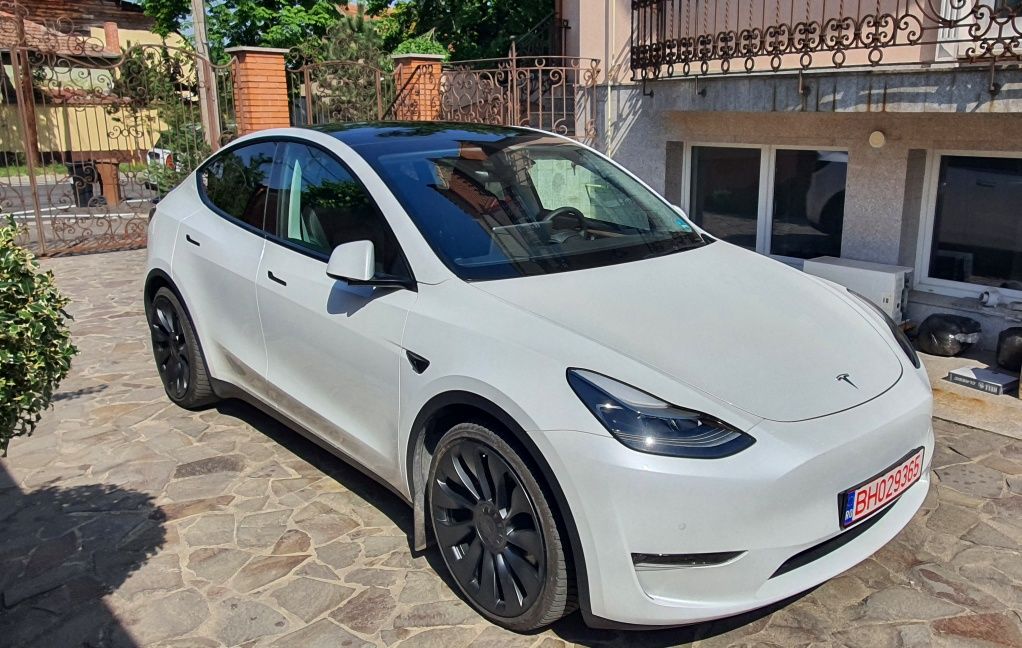 Tesla Y Performance  35700+TVA din Noiembrie 2022