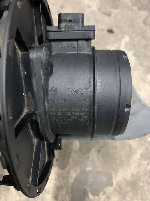 Carcasă filtru de aer Audi A6 C7 4G 2012. - 2018 4G0133838R