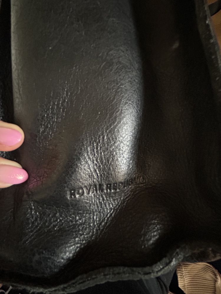 Дамска Чанта естествена кожа Royal RepubliQ