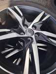 set 4 roti Volvo