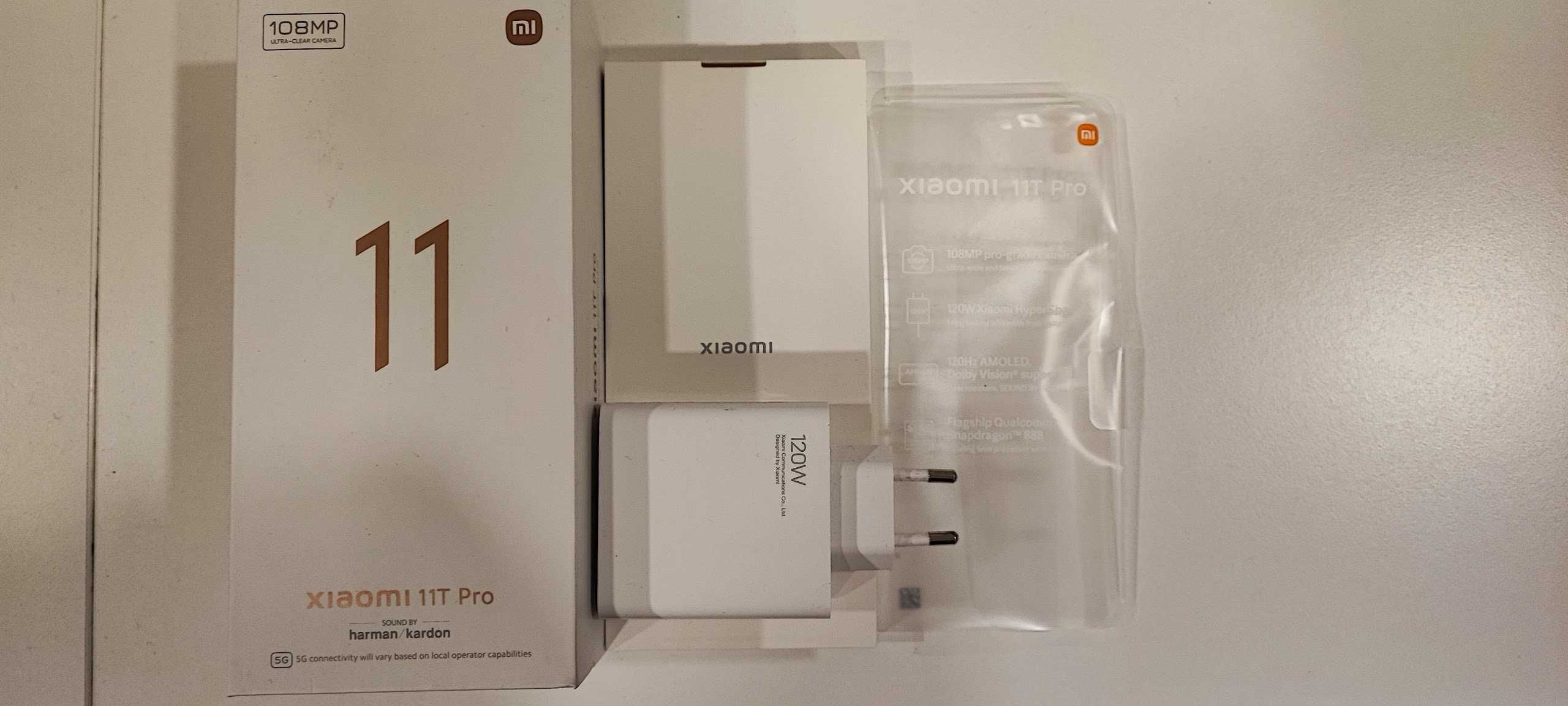 Продавам Xiaomi MI 11T Pro Пълен Комплект Като Нов + Подарък
