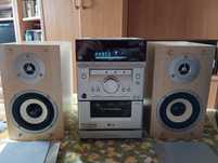 Продавам мини музикална уредба LG с колони AEG в перфектно състояние!