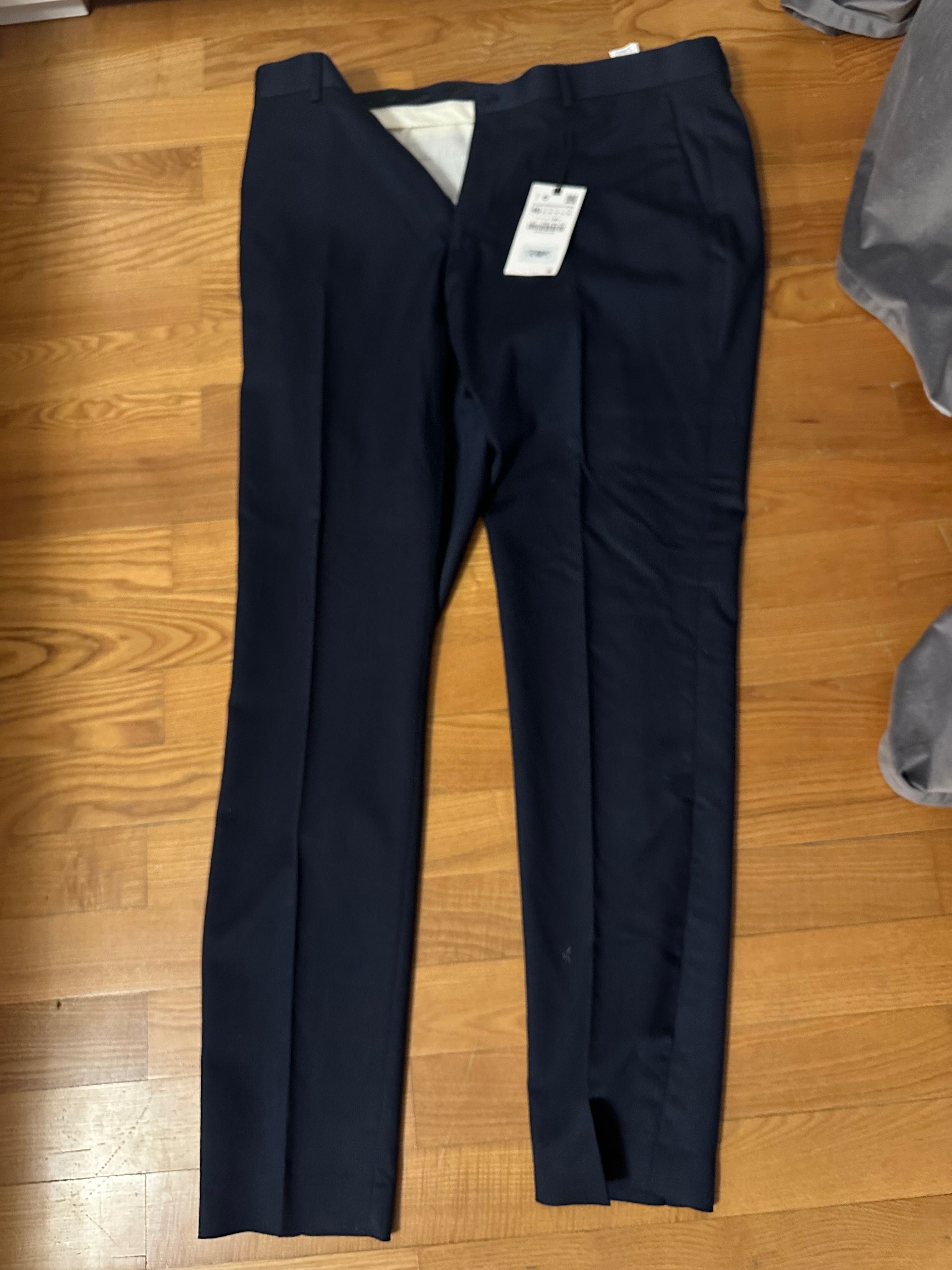 Pantaloni costum Zara