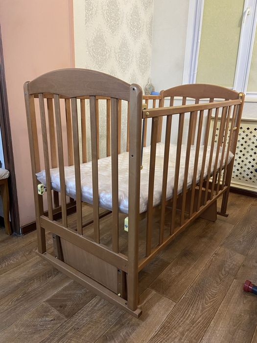 Продам Детскую кроватку