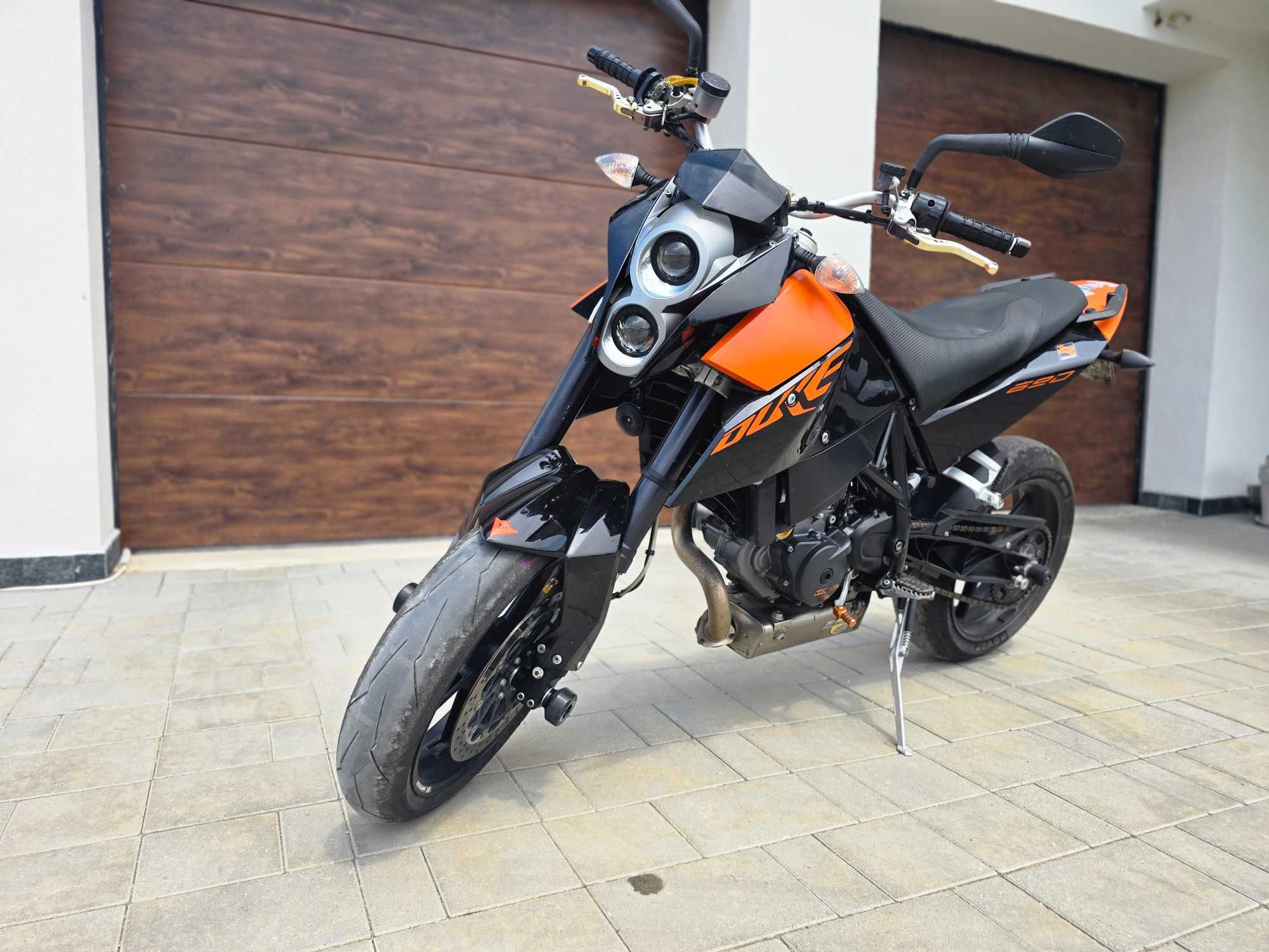 Ktm duke 3 690 / 2010