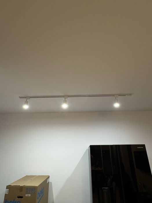Vand 4 sine cu 10 spoturi + becuri G10