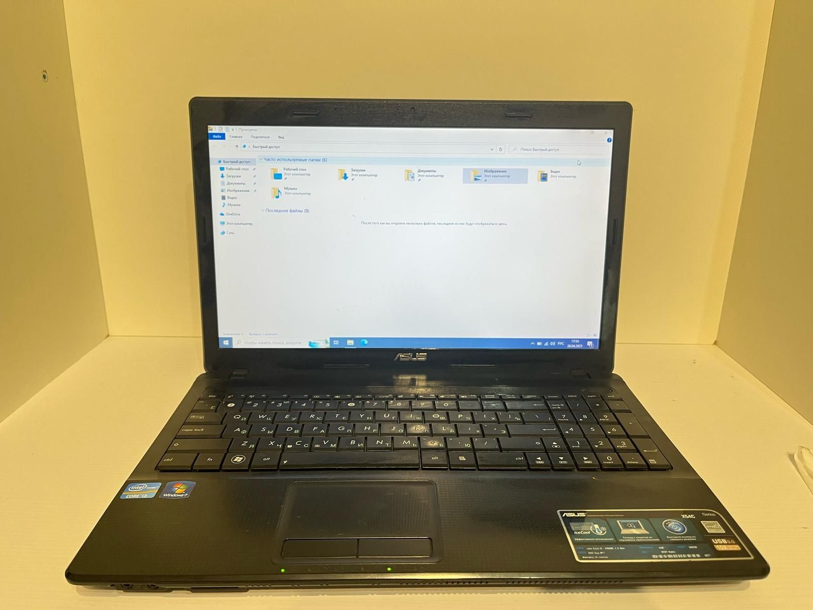 Ноутбук asus /corei3/ssd 256