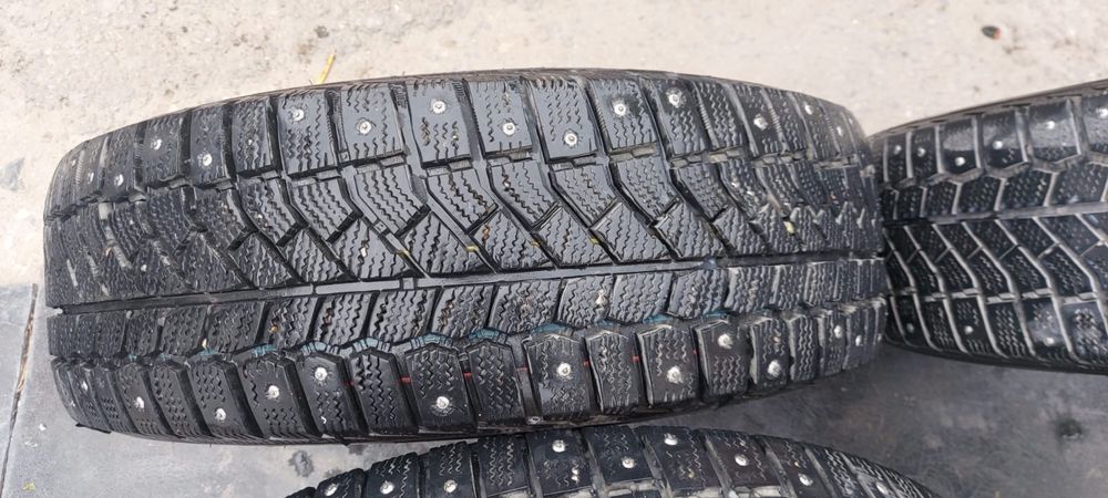 Комплект шин зима 205/65/15