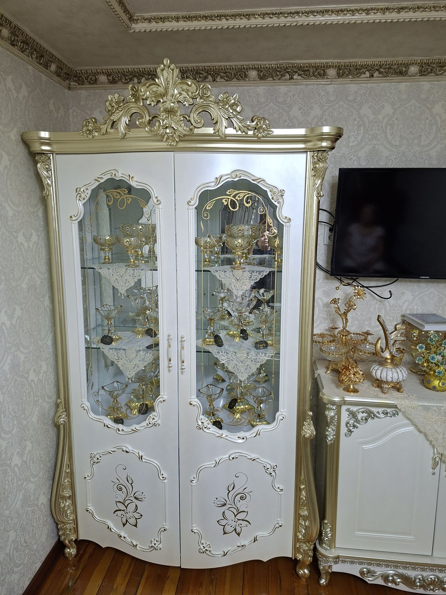 горЬка комод сотилади