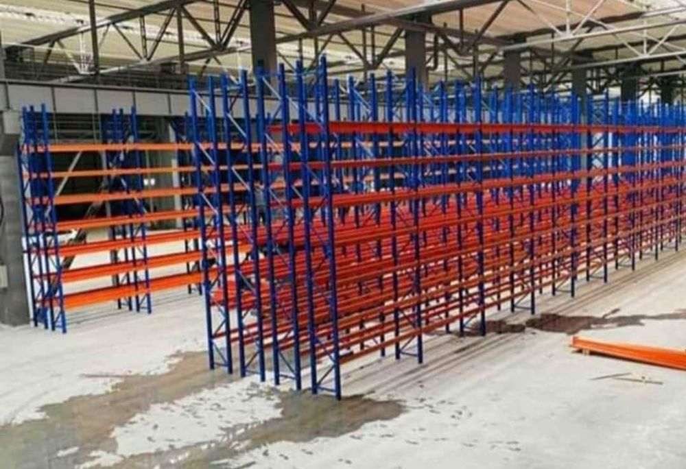 Rafturi metalice profesionale