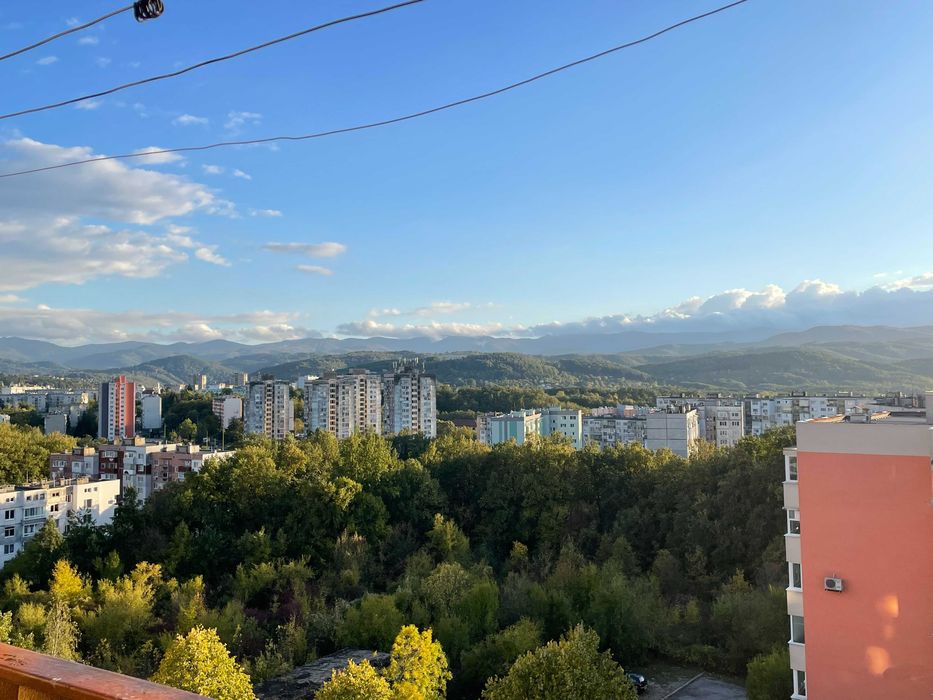 Продава се: тристаен апартамент - кв. Трендафил 2