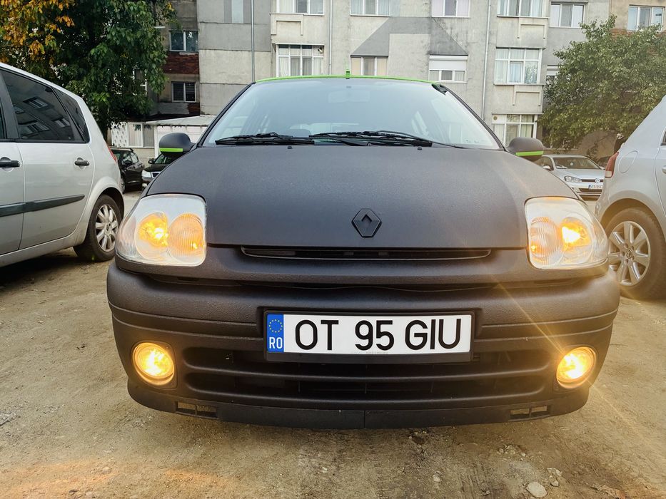 Renaul Clio-raptor