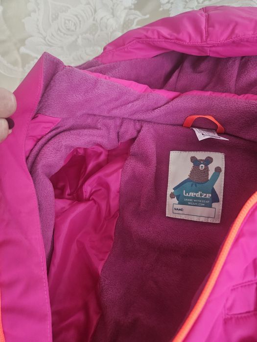 Космонавче за 18 месеца момиче и ръкавички