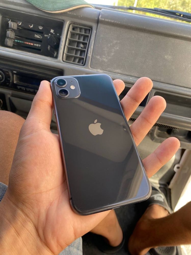 Iphone 11  64 GB