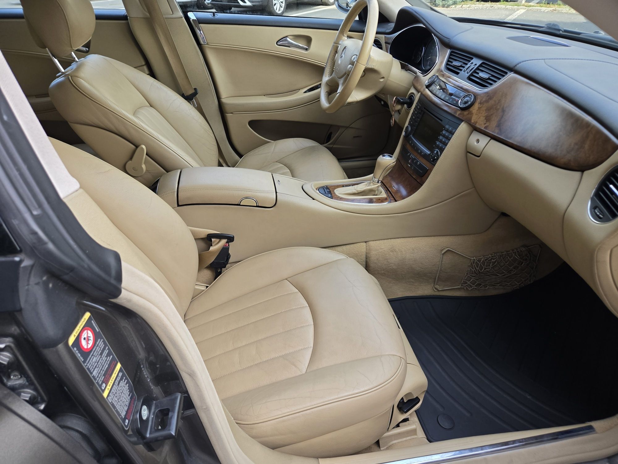 Mercedes-Benz CLS 500 Deosebit Extra Full Stare Ireprosabila Variante