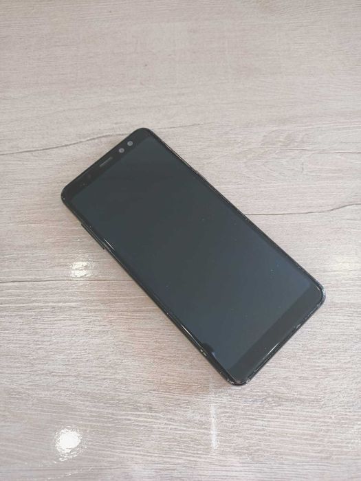 Смартфон Samsung Galaxy A8. На запчасти. Или обмен