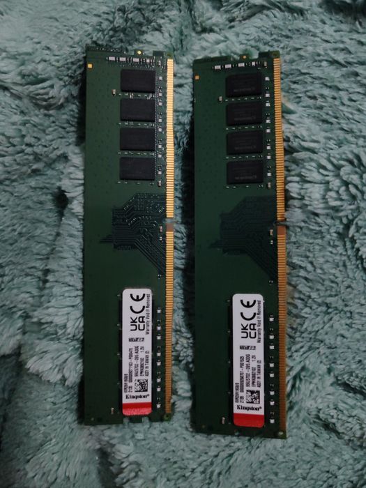 Оперативную память Kingston KVR26N19S8/8, 8 ГБ DDR4 2666 МГц