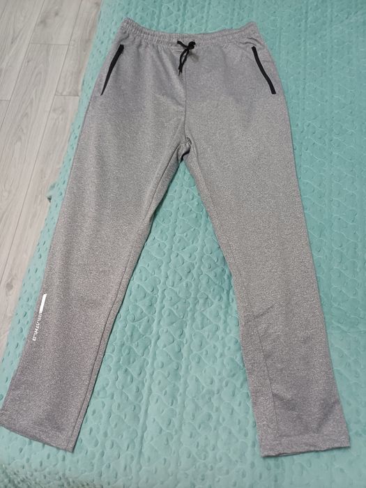 Продам штаны спортивные