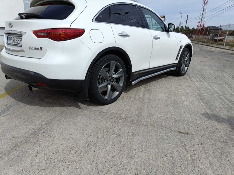 Infiniti FX 30 Nissan