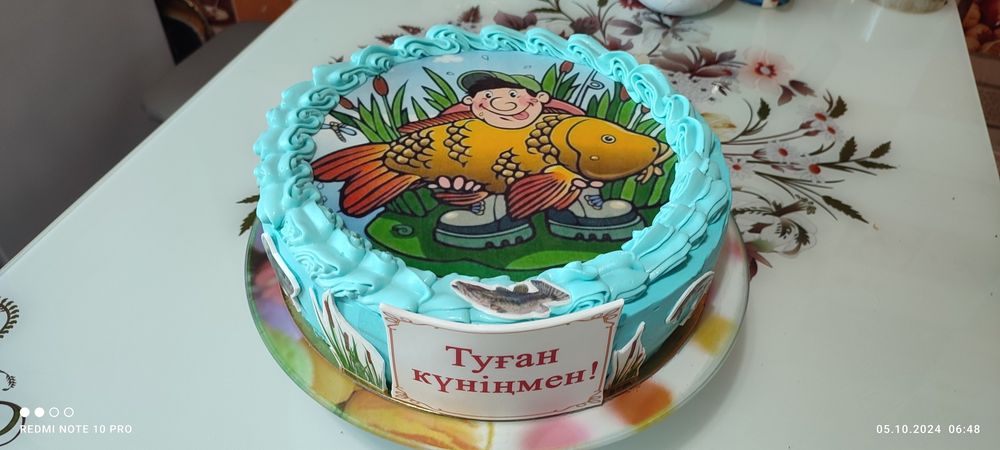Пеку торты на заказ.