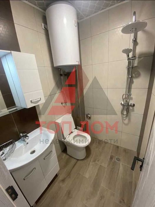 Дава се под наем Двустаен апартамент в Варна, Център - 60 кв.м за 484.5 € - Снимка #3