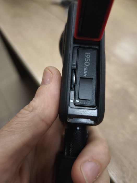 Екшън камера DJI Osmo 360 adventure combo