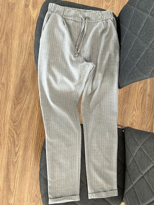 Pantaloni dama subtiri