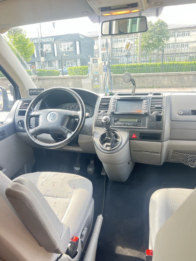 Volswagen Caravelle T5