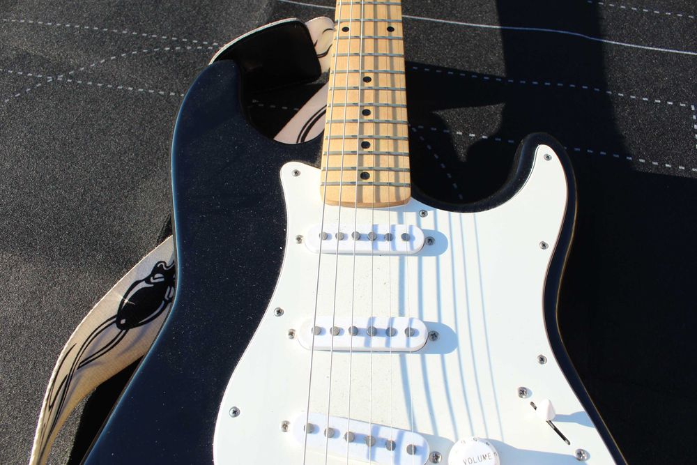 Електрическа китара   „C.Gian“