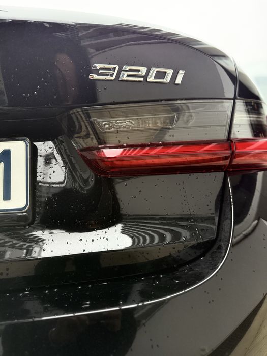 BMW Seria 3  - 320i xDrive 4x4 • 2023 • 11.000 km • CORP DIPLOMATIC