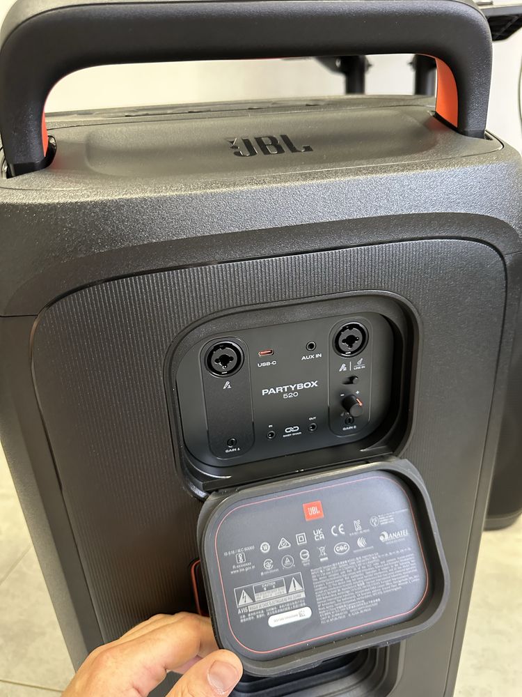 Прокат аренда колонки JBL partybox 520 микрофоны караоке