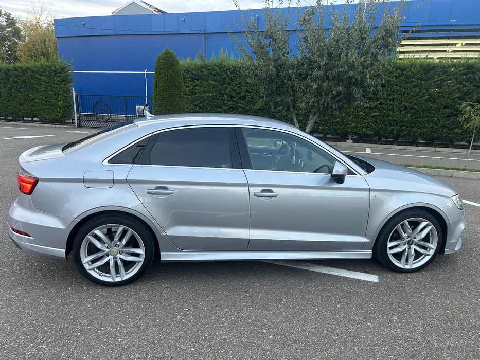 AUDI A3 1.6 tdi 116 cp S sline