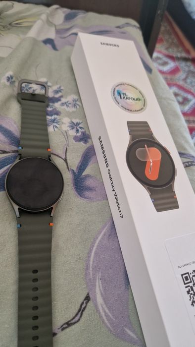 Smart watch .Samsung Galaxy Watch 7, 40 мм, Super AMOLED дисплей, 1,3
