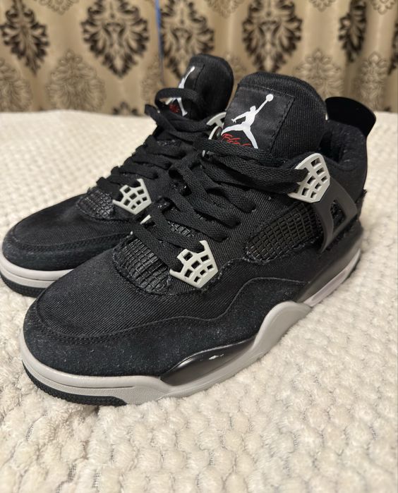 Jordan 4 black canvas