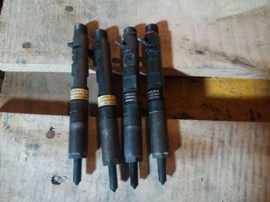Injectoare 1.5 dci euro 3 EJBR04001D 8200567290 Renault Dacia Logan Megane Laguna Kangoo