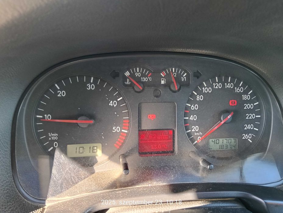 Vând Volkswagen Golf 4